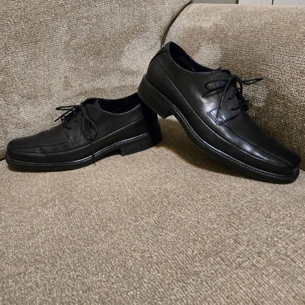Men's Rockport Black Dress Shoe - Size 10